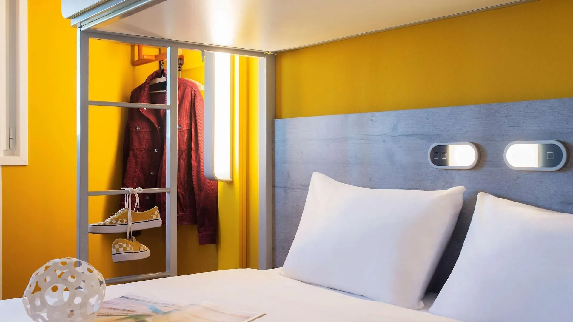Ibis Budget Amsterdam Airport Badhoevedorp Hotel