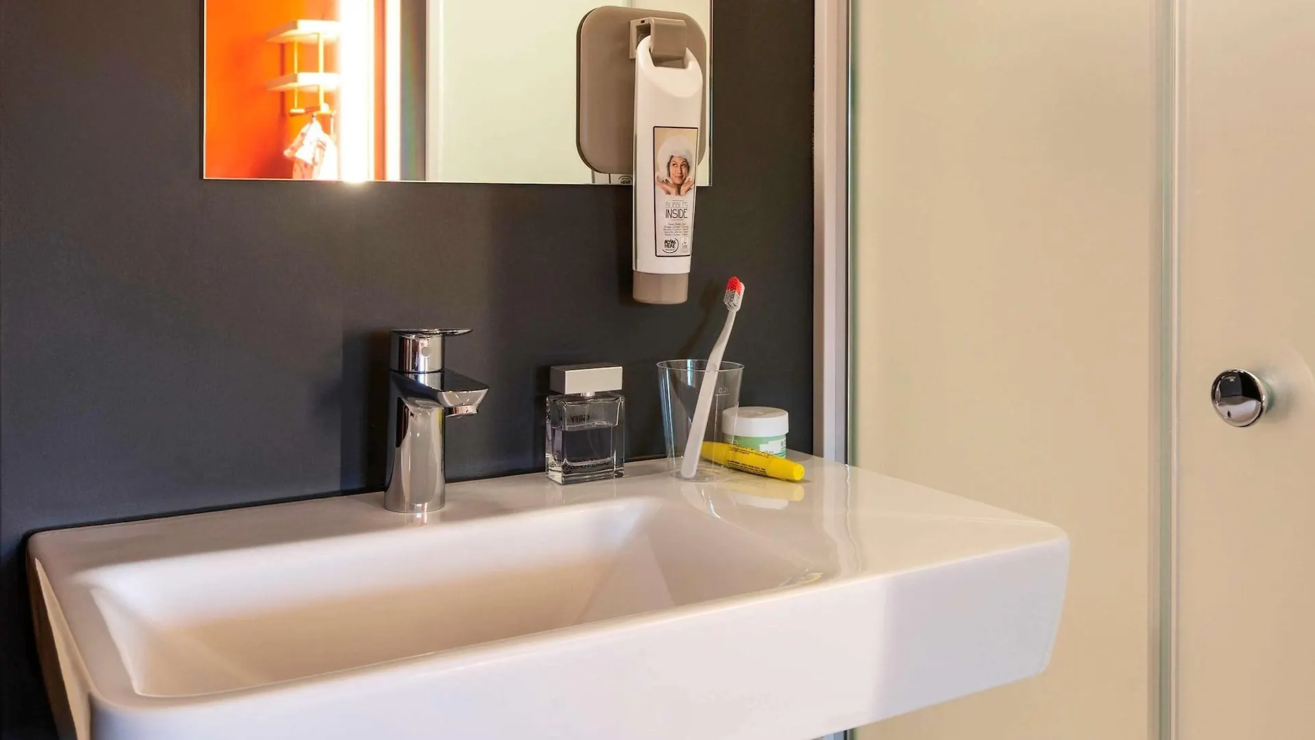 Ibis Budget Amsterdam Airport Badhoevedorp Netherlands